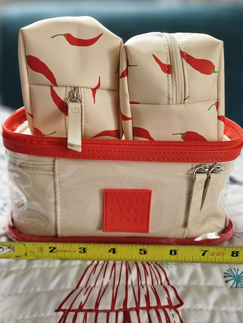 Tender Lover Carry Red & Cream Cosmetic Travel Bag Set - Picture 3 of 9